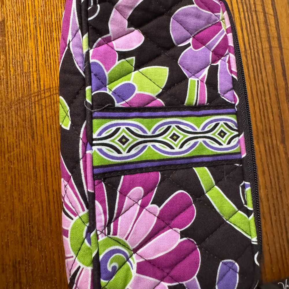 Vera Bradley Purple Punch Floral Wristlet Wallet ~ Like New - Picture 8 of 9